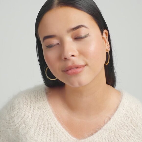 Mejuri Tube Oversized Hoops - Picture 4 of 4